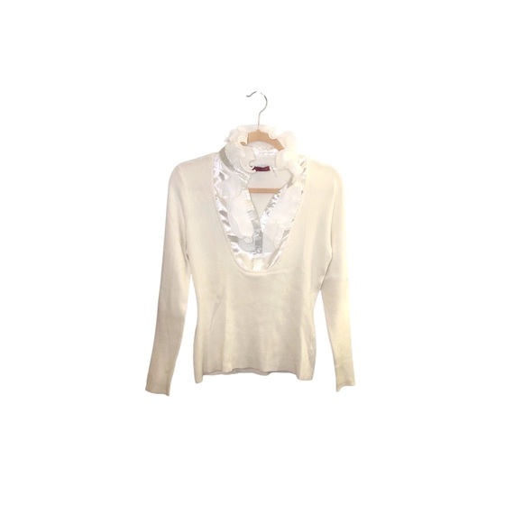 Cyrus Ribbed Cream Sweater with White Ruffled Neck - Picture 9 of 11